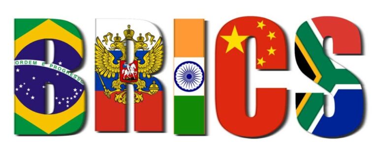 Read more about the article BRICS किस प्रकार SWIFT को चुनौती दे रहा है? – UPSC